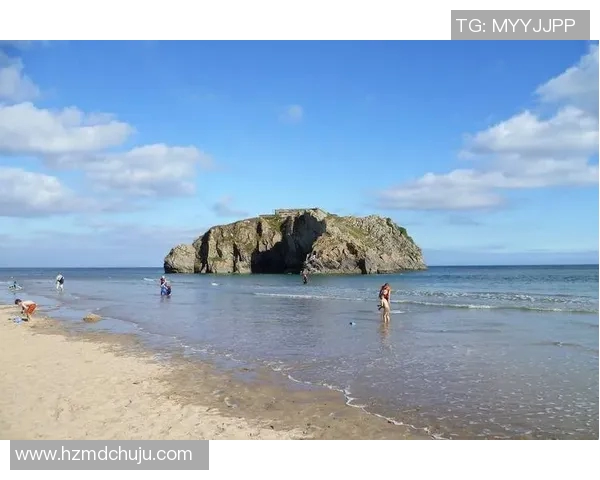 夏日清凉新选择,舒适休闲泳装助你畅享阳光与海风