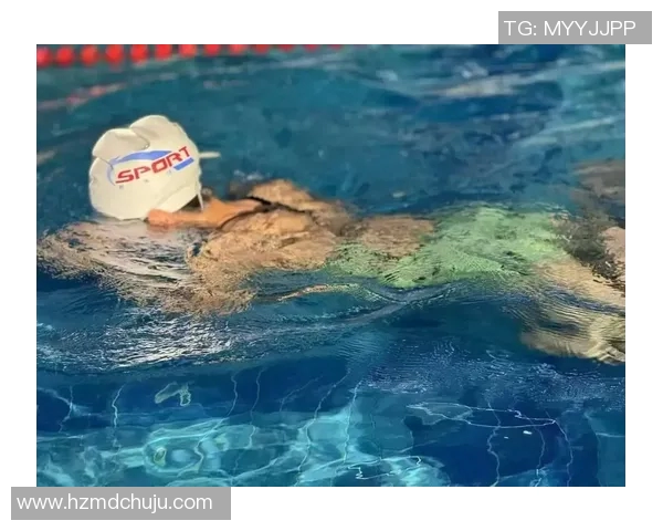 提升游泳技巧的关键步骤与训练方法全面解析助你突破自我极限 提升游泳技巧的关键步骤与训练方法全面解析助你突破自我极限