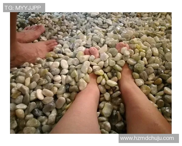 温泉度假新体验 穿上泳装享受温暖与清凉的完美结合